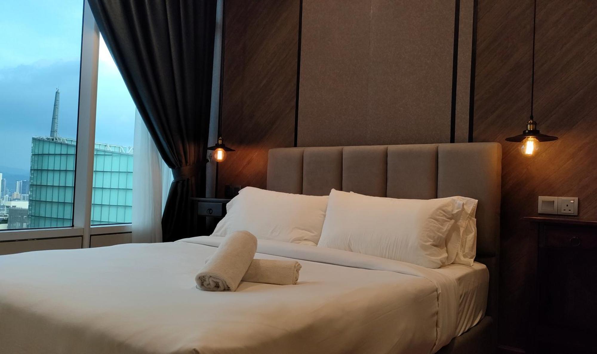 Sky Suites Klcc Homestay By Birdy Stay 쿠알라룸푸르 객실 사진