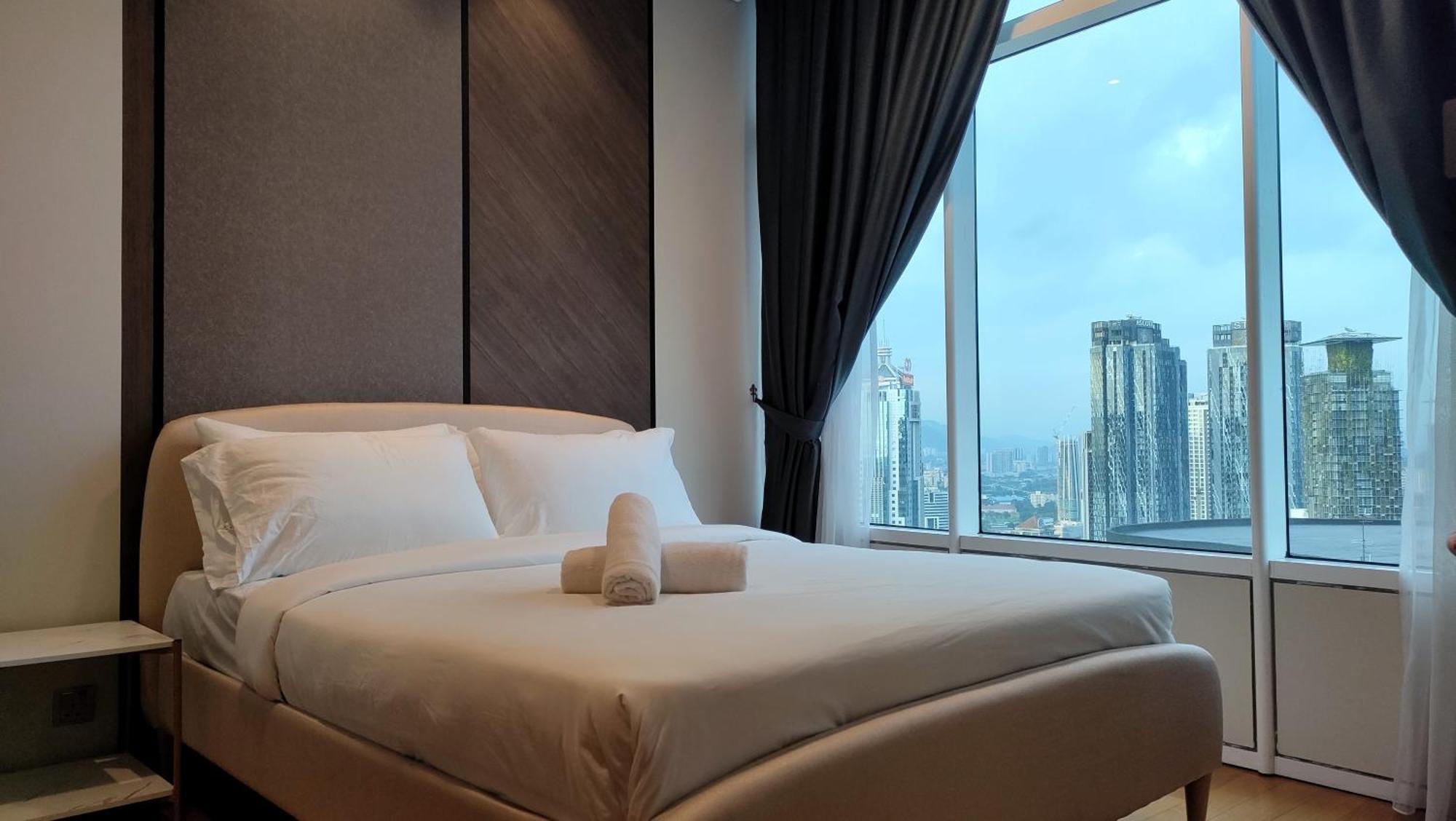 Sky Suites Klcc Homestay By Birdy Stay 쿠알라룸푸르 객실 사진