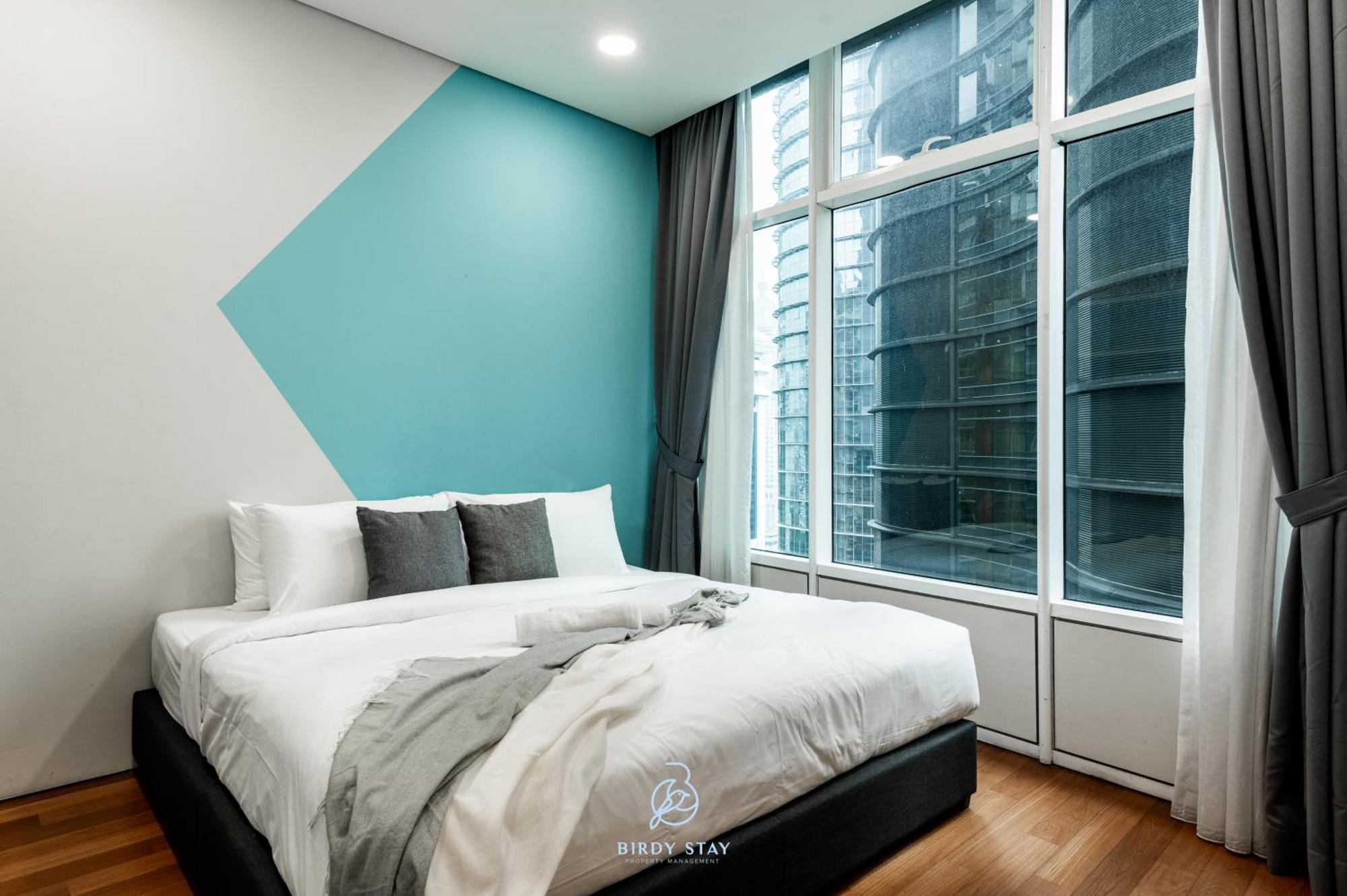 Sky Suites Klcc Homestay By Birdy Stay 쿠알라룸푸르 객실 사진